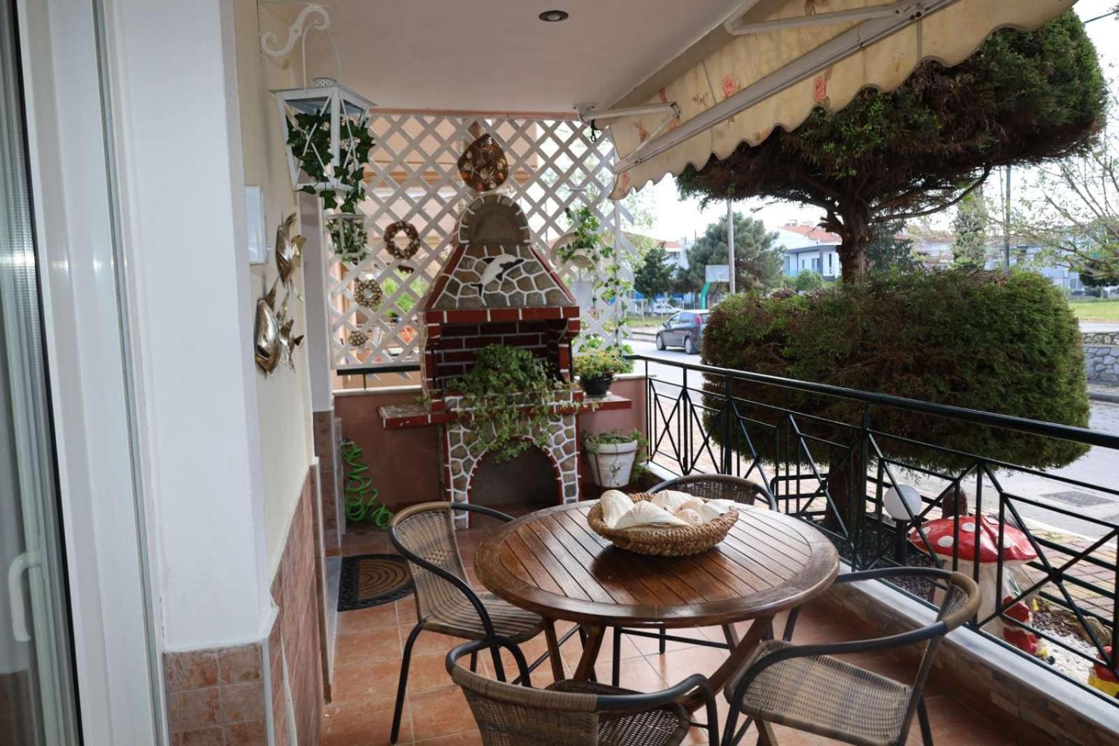 Cozy House Apartment เกราโมตี ภายนอก รูปภาพ